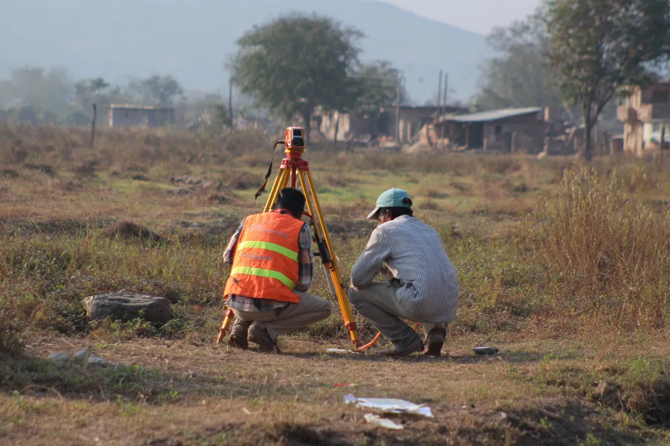 Law of Cosines Calculator – Solve SSS and SAS Triangles